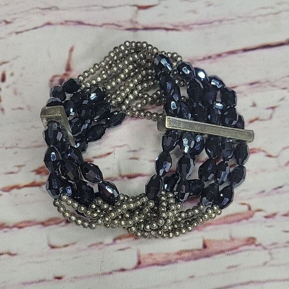 Vintage Hematite AB and Silvertone Beaded Bracelet - Picture 4 of 4